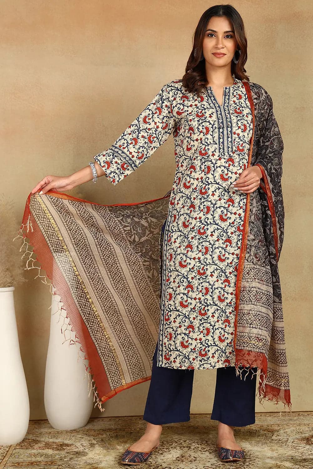 Navy Blue/Maroon Kota Doria Dupatta image